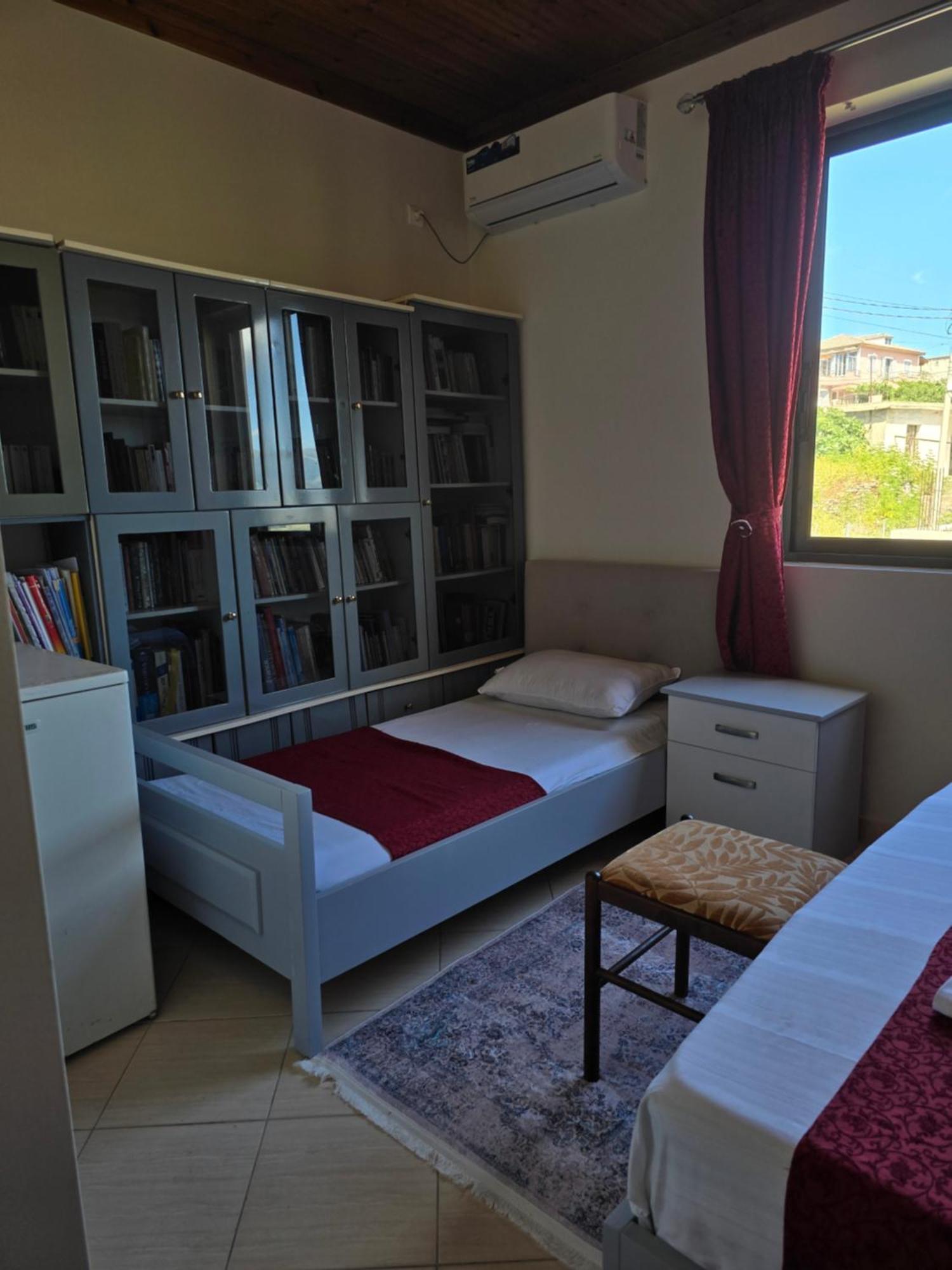 Akeron'S Rooms Sarande Exterior photo